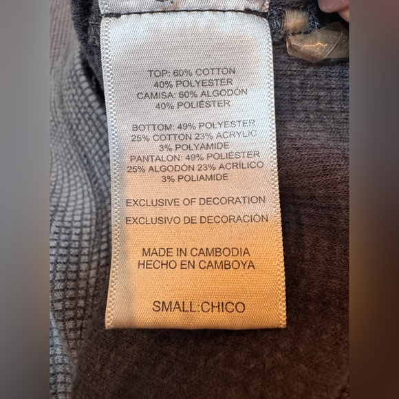 Tommy Bahama light waffle weave long sleeved shirt - Picture 10 of 10